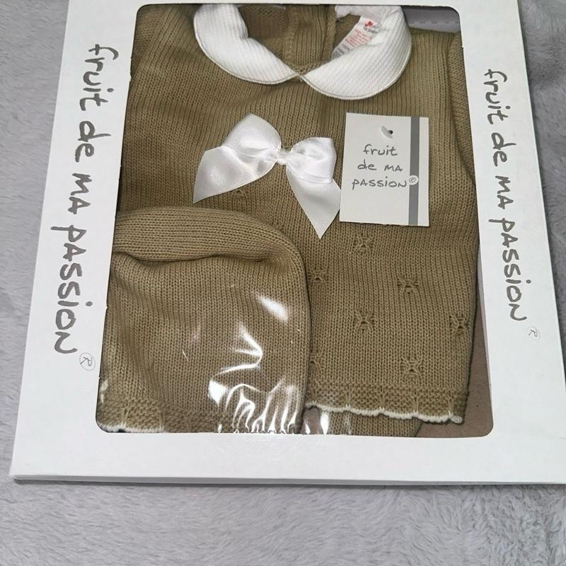 Fruit de Ma Passion Three Piece Knitted Box Sets With A Bow On Jumper for Baby Girls in Pastel Colors