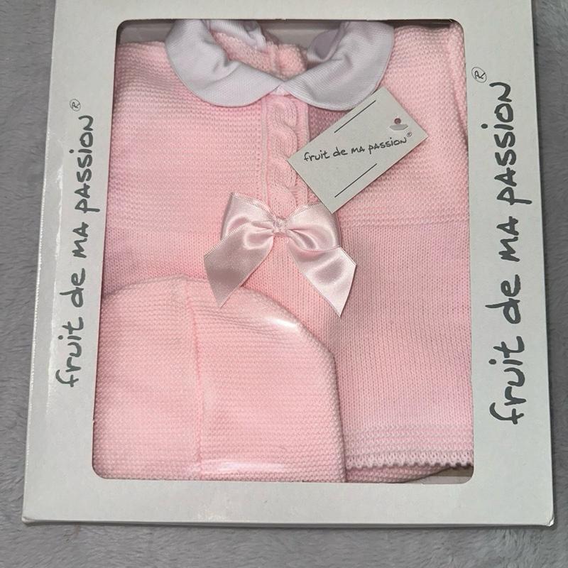 Fruit de Ma Passion Three Piece Knitted Box Sets With A Bow On Jumper for Baby Girls in Pastel Colors