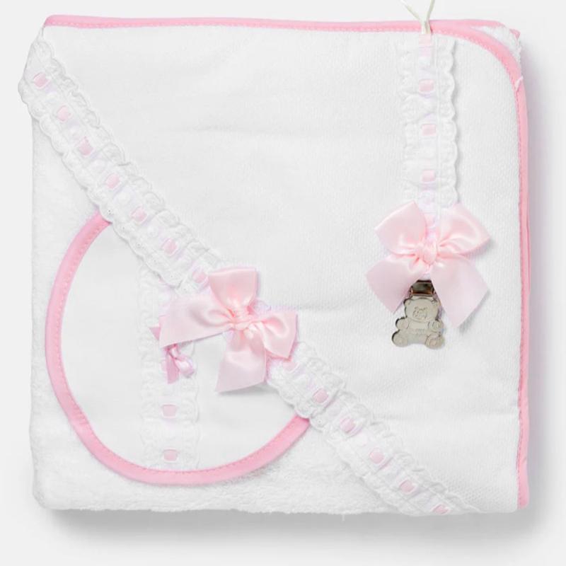 Baby 3-piece Bath Set - Hooded Towel, Bib & Dummy Clip