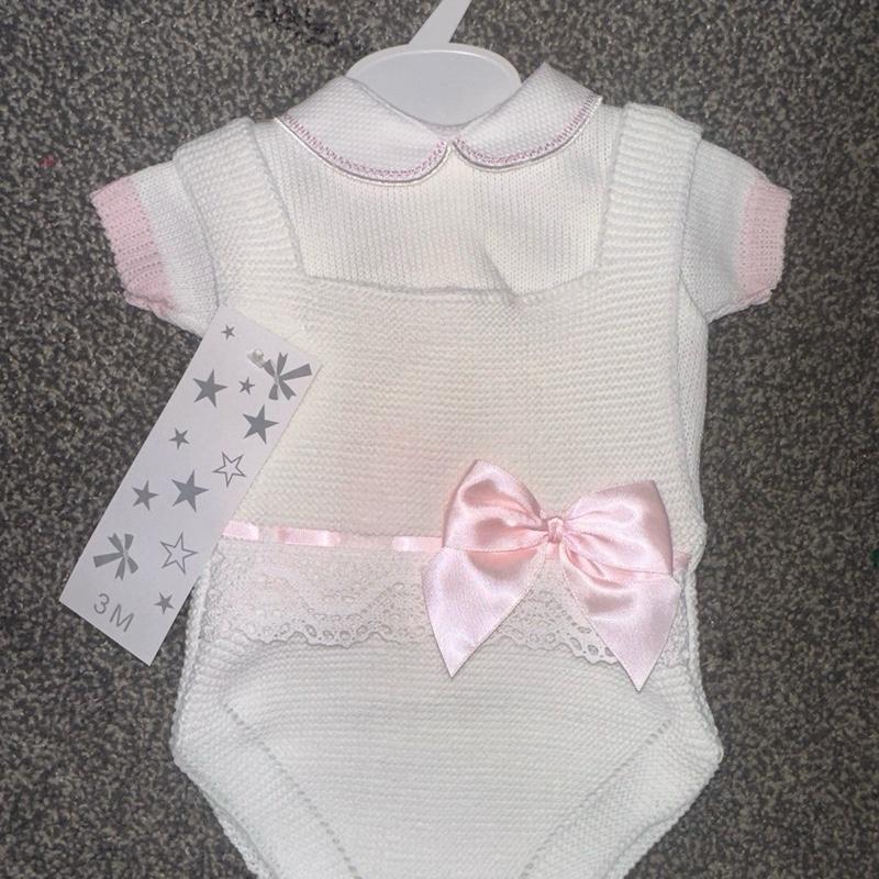 White And Pink Knitted 2 Peice Set - lace and bow detailing