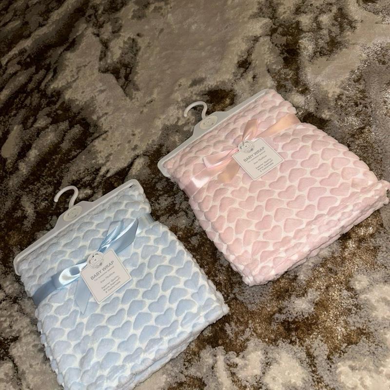 Baby Waffle Wrap Blanket - Soft Cozy 75X90cm Waffle Fabric Ideal for Wrapping and Securing Your Baby for Comfort and Warmth